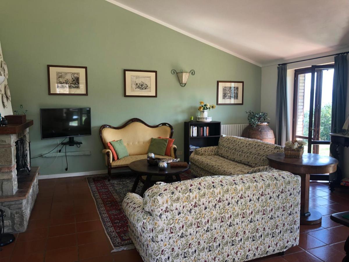 Agriturismo La Montagnola Torgiano Kültér fotó